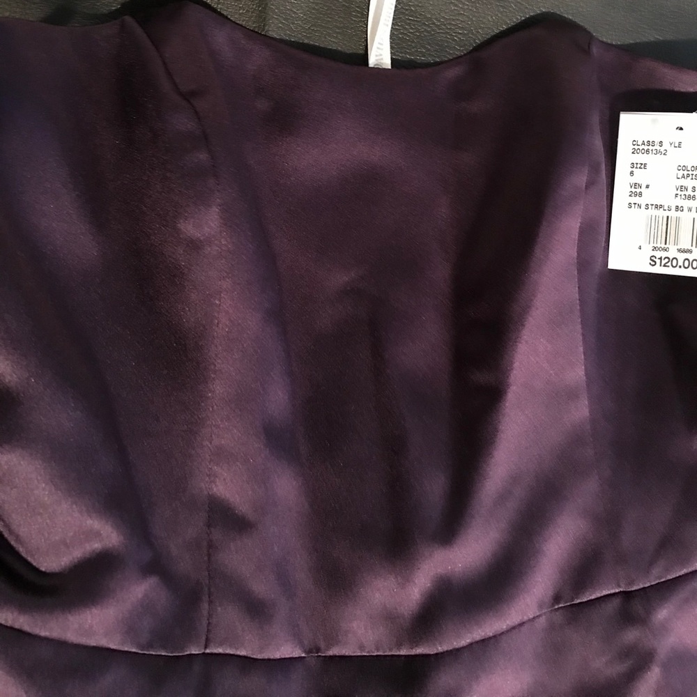Beautiful A line Bridesmaid dress or formal wear! - Picture 3 of 4